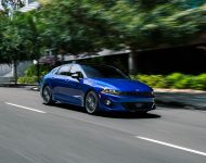 2021 Kia K5 GT - Front Three-Quarter Wallpaper 190x150