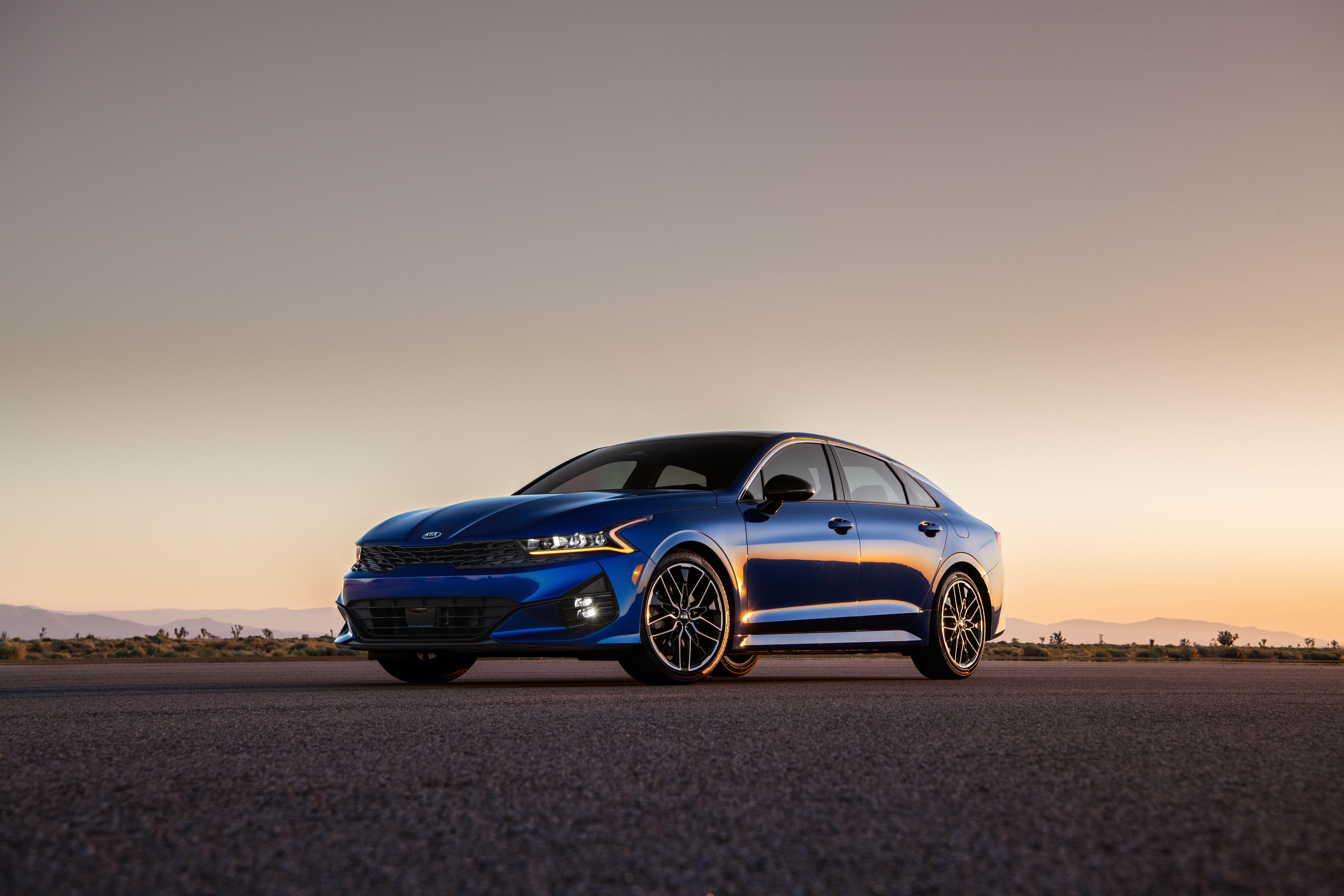 Download 2021 Kia K5 GT - Front Three-Quarter HD Wallpaper 8256x5504 #12