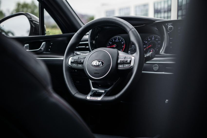 2021 Kia K5 GT - Interior, Steering Wheel Wallpaper 850x567 #30