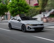 2021 Kia K5 GT-Line AWD - Front Three-Quarter Wallpaper 190x150