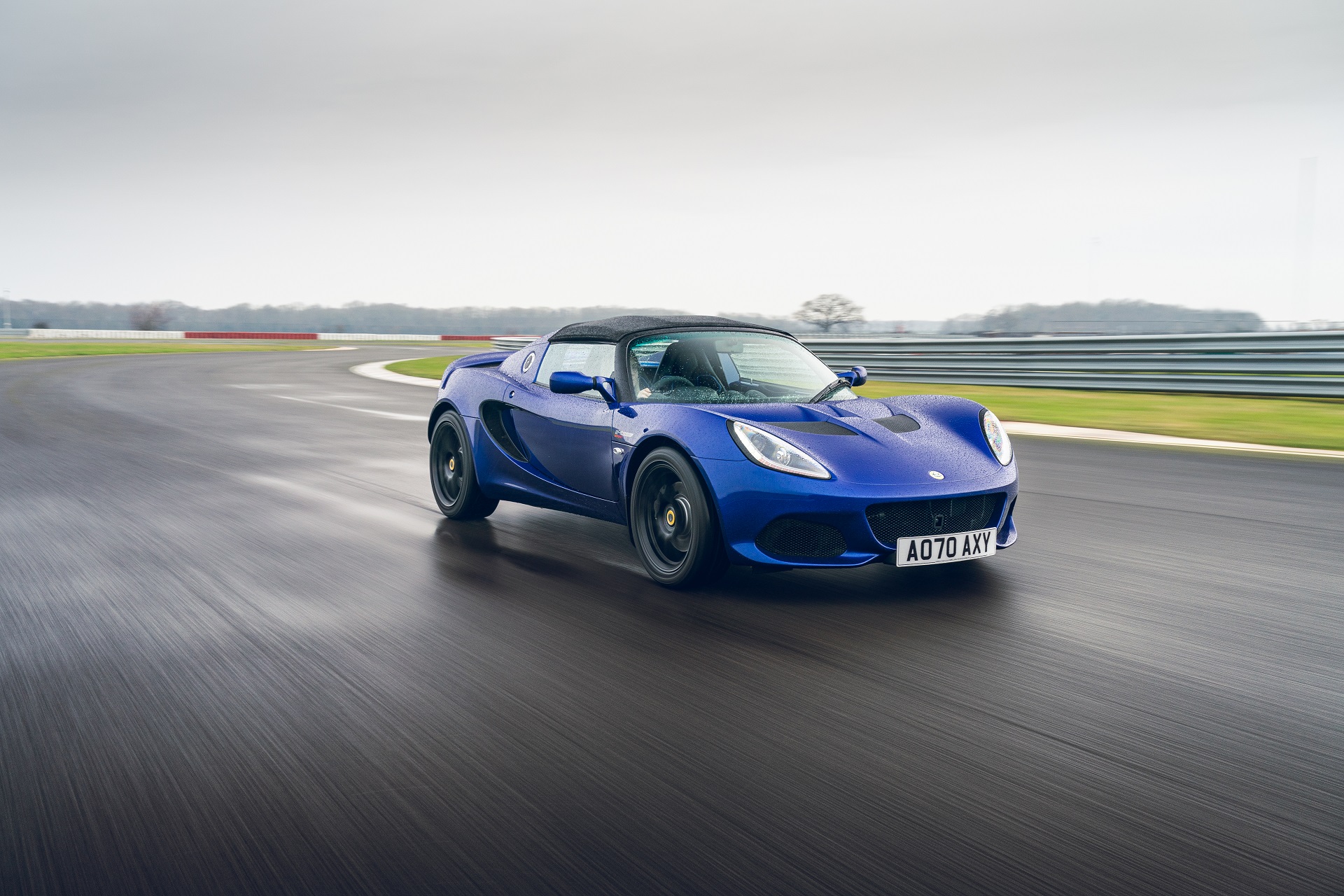 Download 2021 Lotus Elise Sport 240 Final Edition - Front Three-Quarter HD Wallpaper 1920x1280 #2