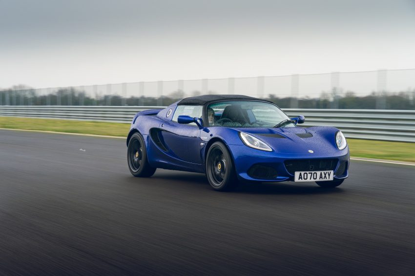 2021 Lotus Elise Sport 240 Final Edition - Front Three-Quarter Wallpaper 850x567 #1
