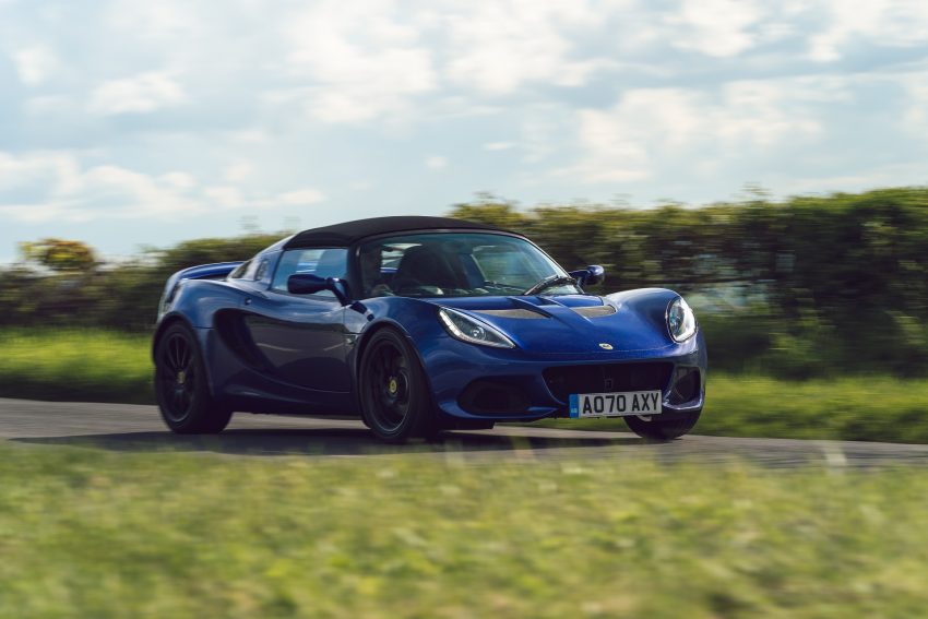 2021 Lotus Elise Sport 240 Final Edition - Front Three-Quarter Wallpaper 850x567 #29