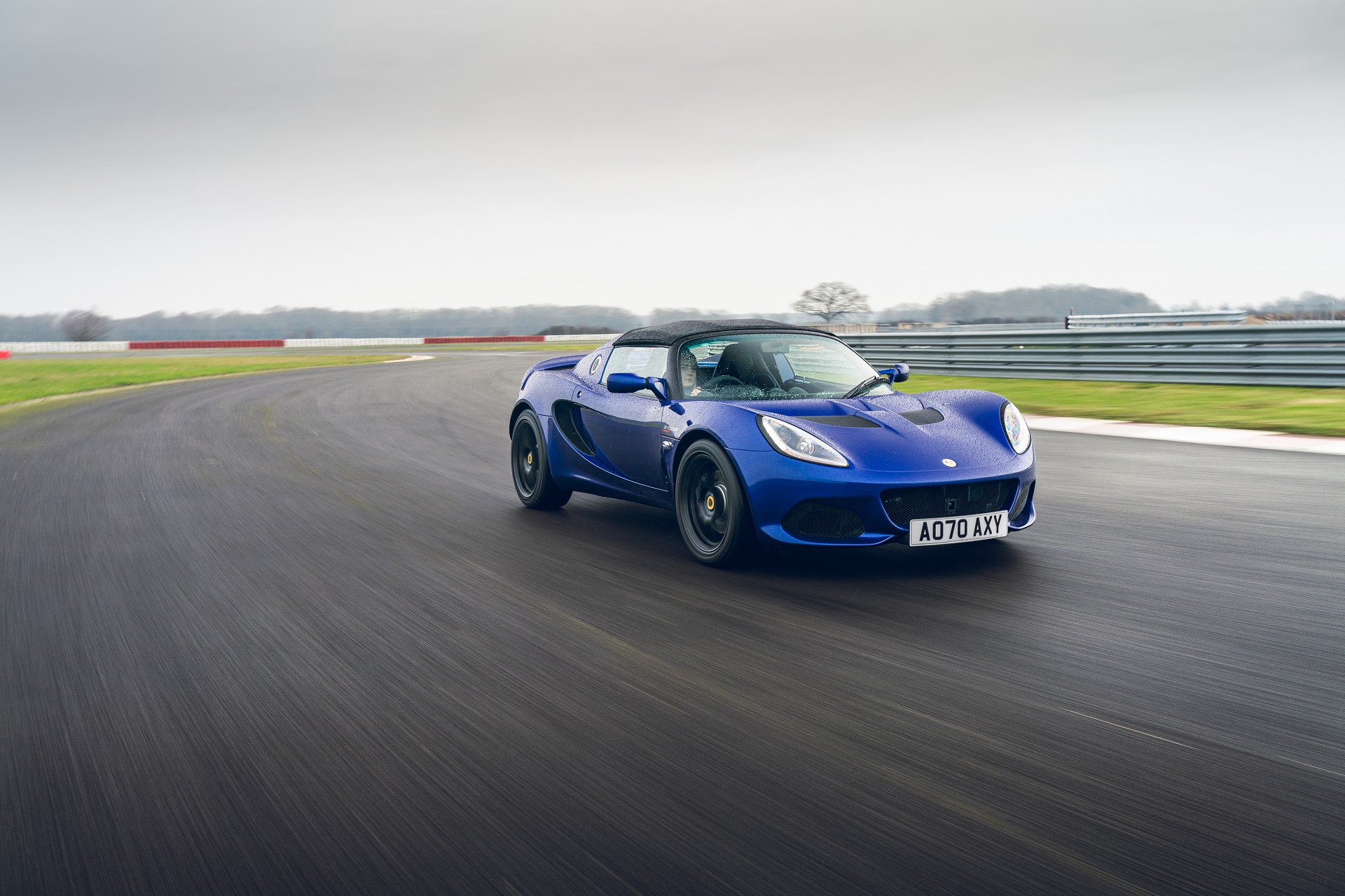 Download 2021 Lotus Elise Sport 240 Final Edition - Front Three-Quarter HD Wallpaper 1920x1280 #4