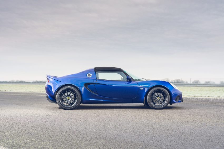 2021 Lotus Elise Sport 240 Final Edition - Side Wallpaper 850x567 #22