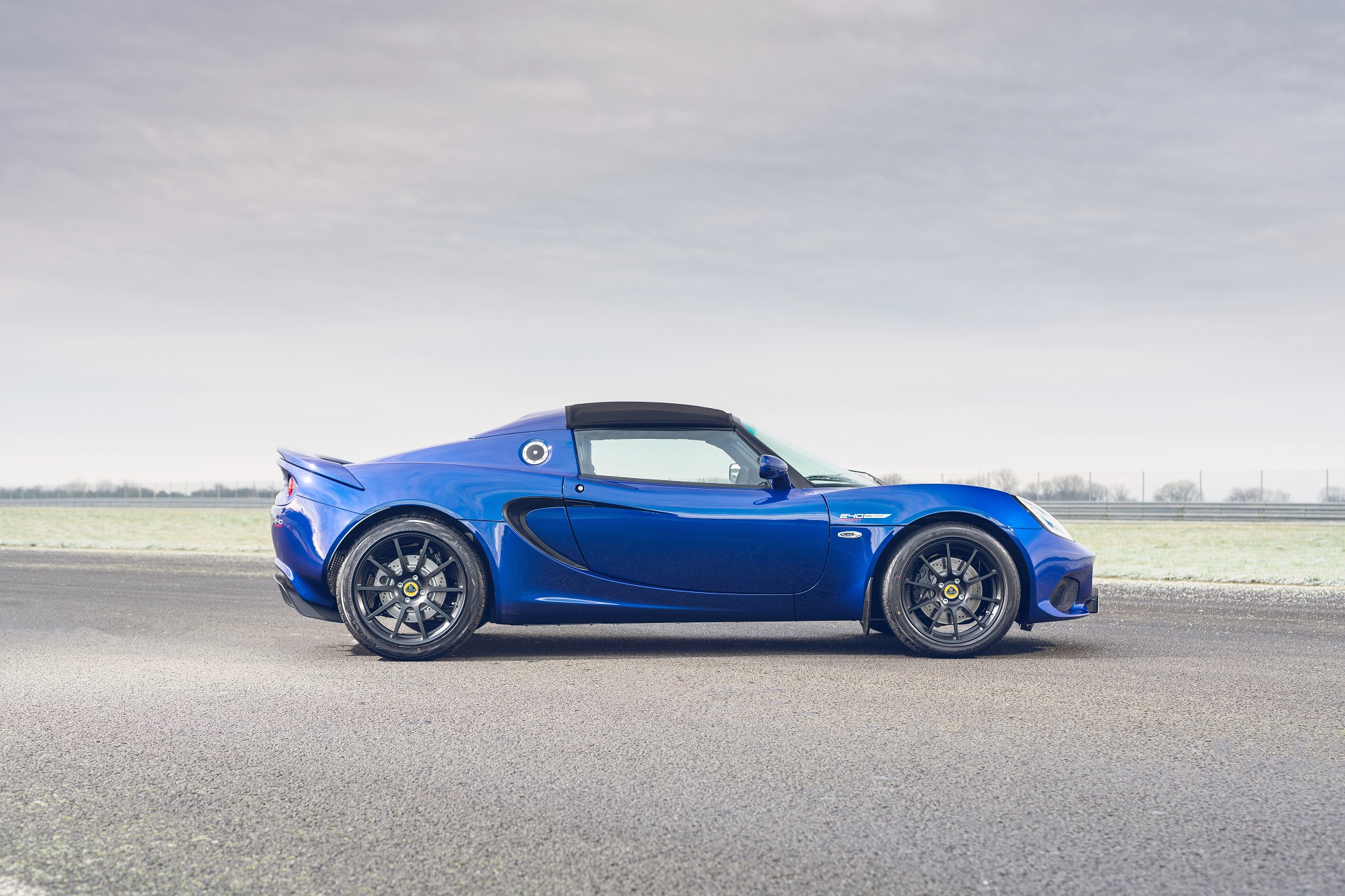 Download 2021 Lotus Elise Sport 240 Final Edition - Side HD Wallpaper 1920x1280 #22