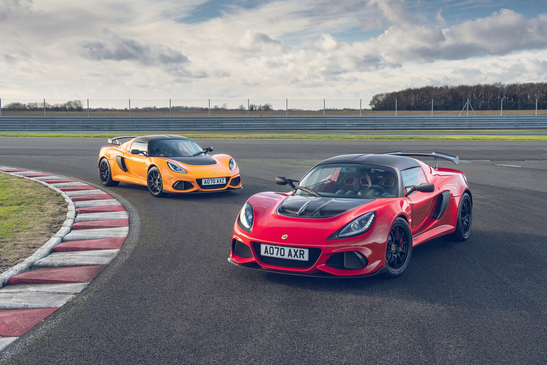 Download 2021 Lotus Exige Sport 390 Final Edition - Front Three-Quarter HD Wallpaper 1920x1281 #9