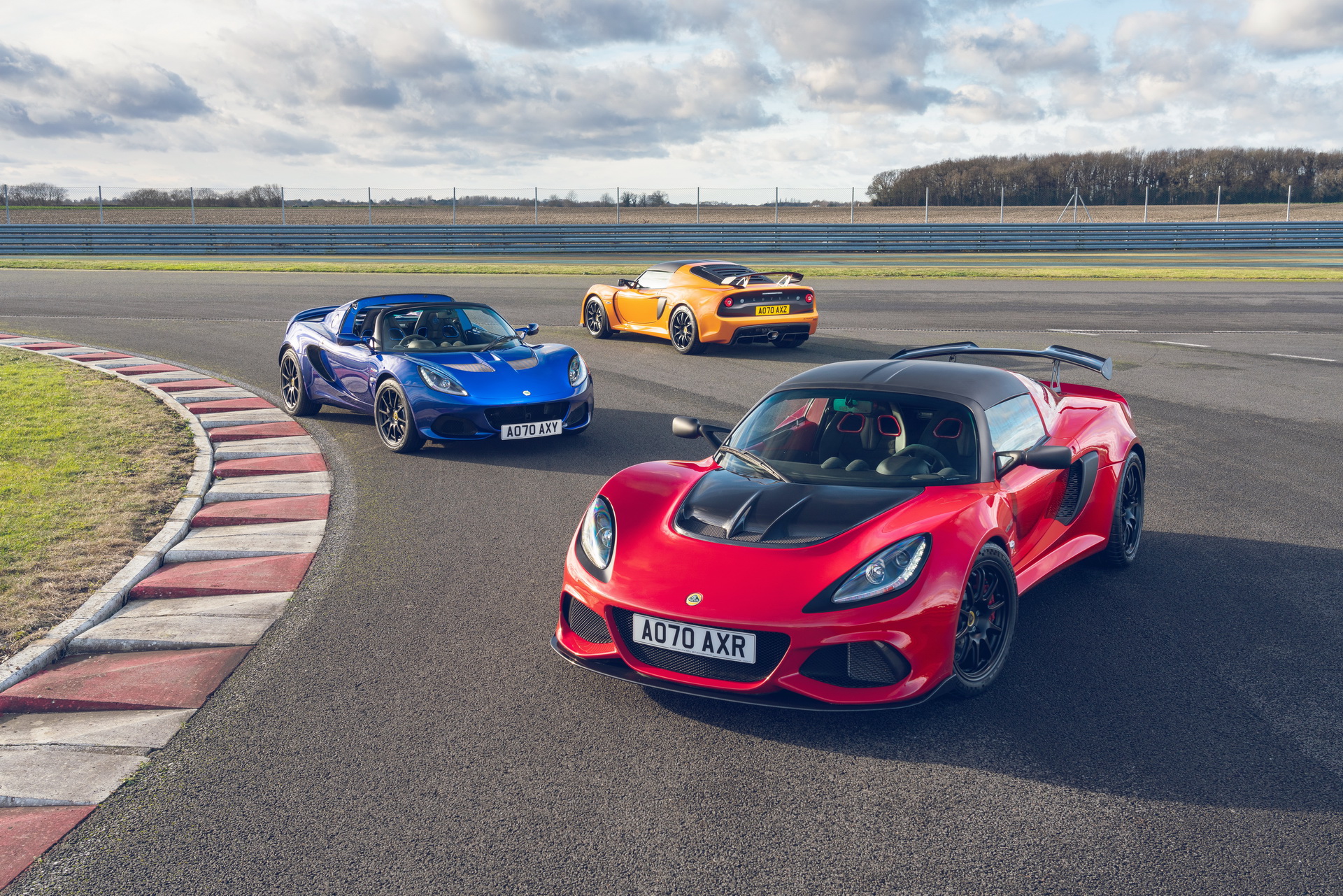 Download 2021 Lotus Exige Sport 420 Final Edition - Front Three-Quarter HD Wallpaper 1920x1281 #9