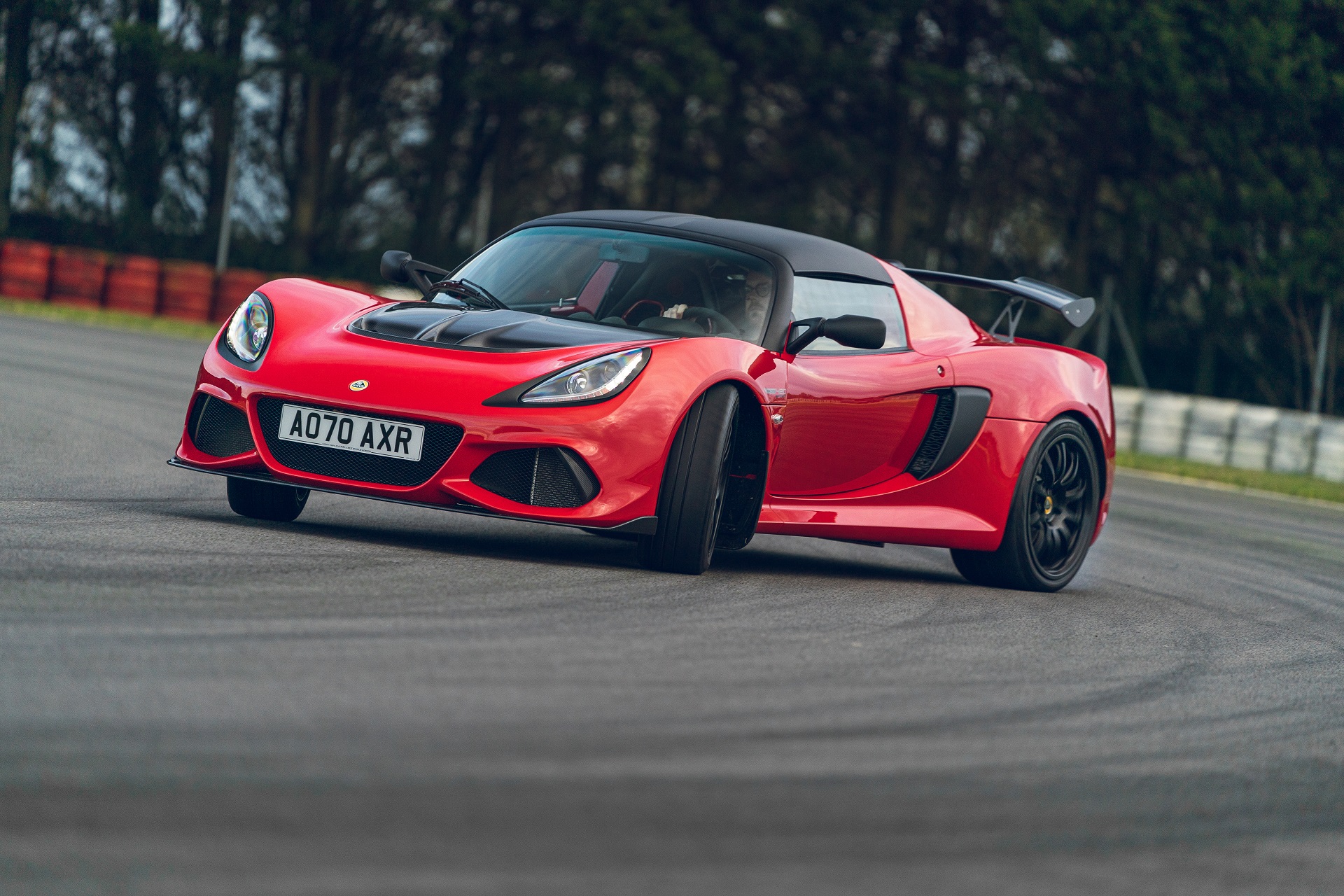 Download 2021 Lotus Exige Sport 420 Final Edition - Front Three-Quarter HD Wallpaper 1920x1280 #3