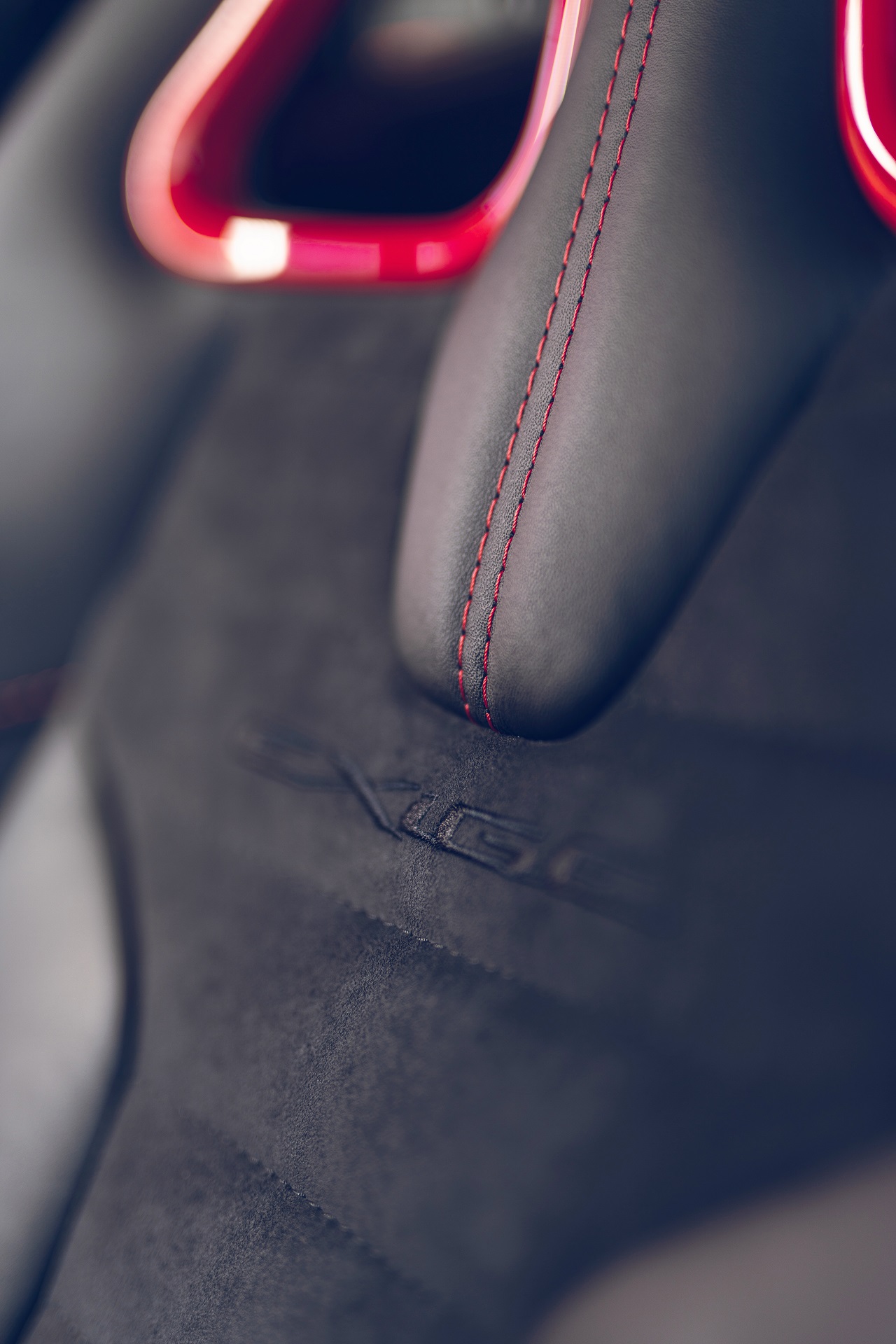 Download 2021 Lotus Exige Sport 420 Final Edition - Interior, Seats HD Phone Wallpaper 1280x1920 #57