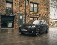 Download 2021 Mini Clubman Cooper S Shadow Edition HD Wallpapers and Backgrounds