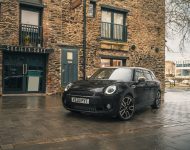 2021 Mini Clubman Cooper S Shadow Edition - Front Three-Quarter Wallpaper 190x150