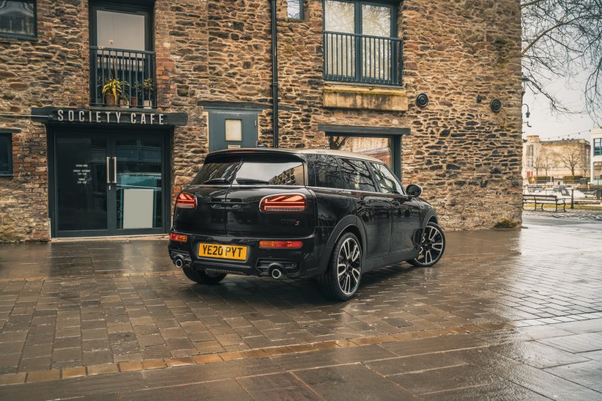 2021 Mini Clubman Cooper S Shadow Edition - Rear Wallpaper 850x567 #5