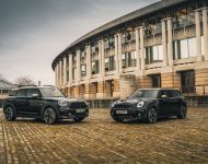 2021 Mini Countryman Cooper S Shadow Edition - Front Three-Quarter Wallpaper 190x150