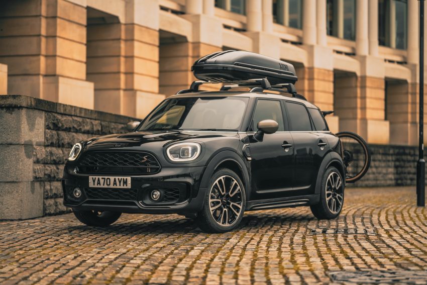 2021 Mini Countryman Cooper S Shadow Edition - Front Three-Quarter Wallpaper 850x567 #2