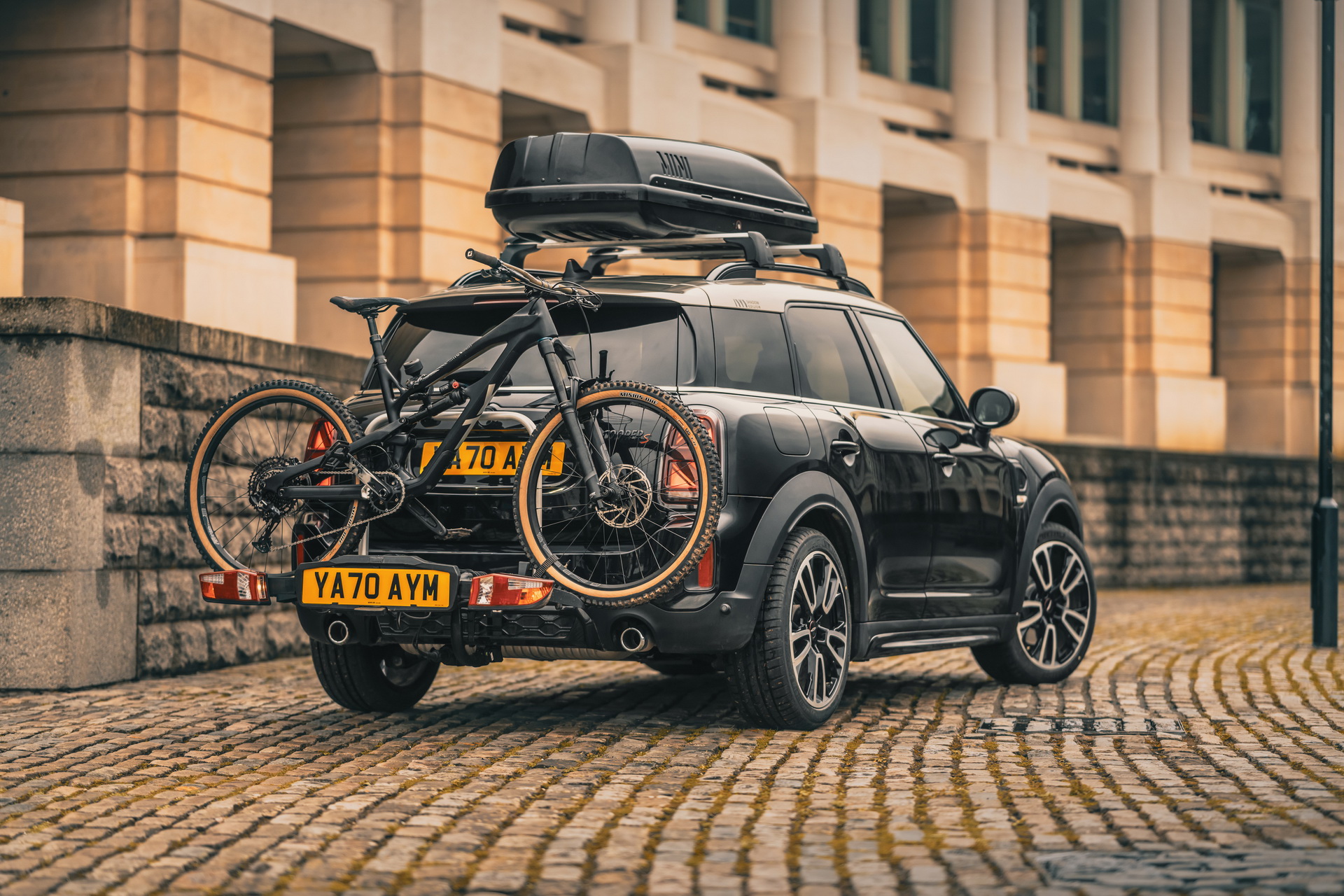 Download 2021 Mini Countryman Cooper S Shadow Edition - Rear Three-Quarter HD Wallpaper 1920x1280 #3