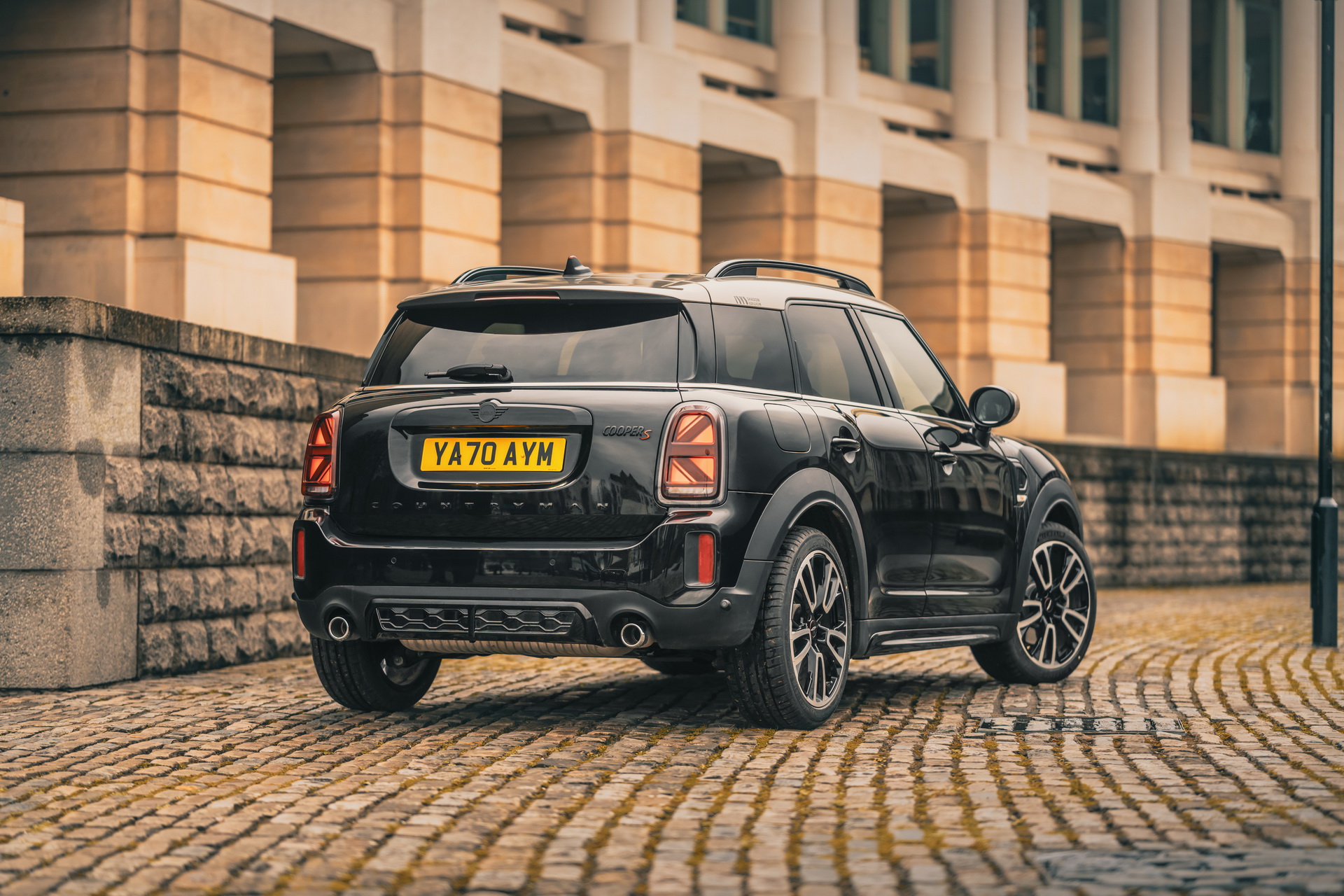 Download 2021 Mini Countryman Cooper S Shadow Edition - Rear Three-Quarter HD Wallpaper 1920x1280 #4