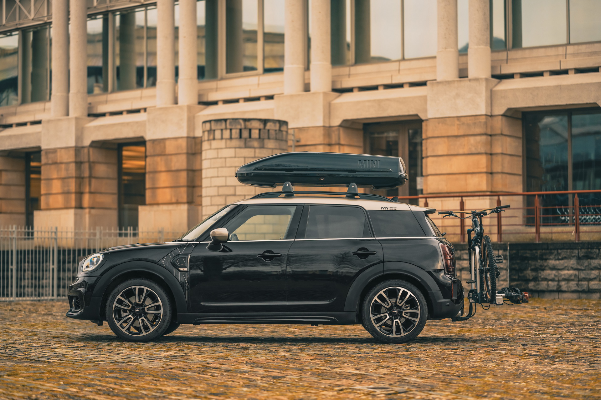 Download 2021 Mini Countryman Cooper S Shadow Edition - Side HD Wallpaper 1920x1280 #5