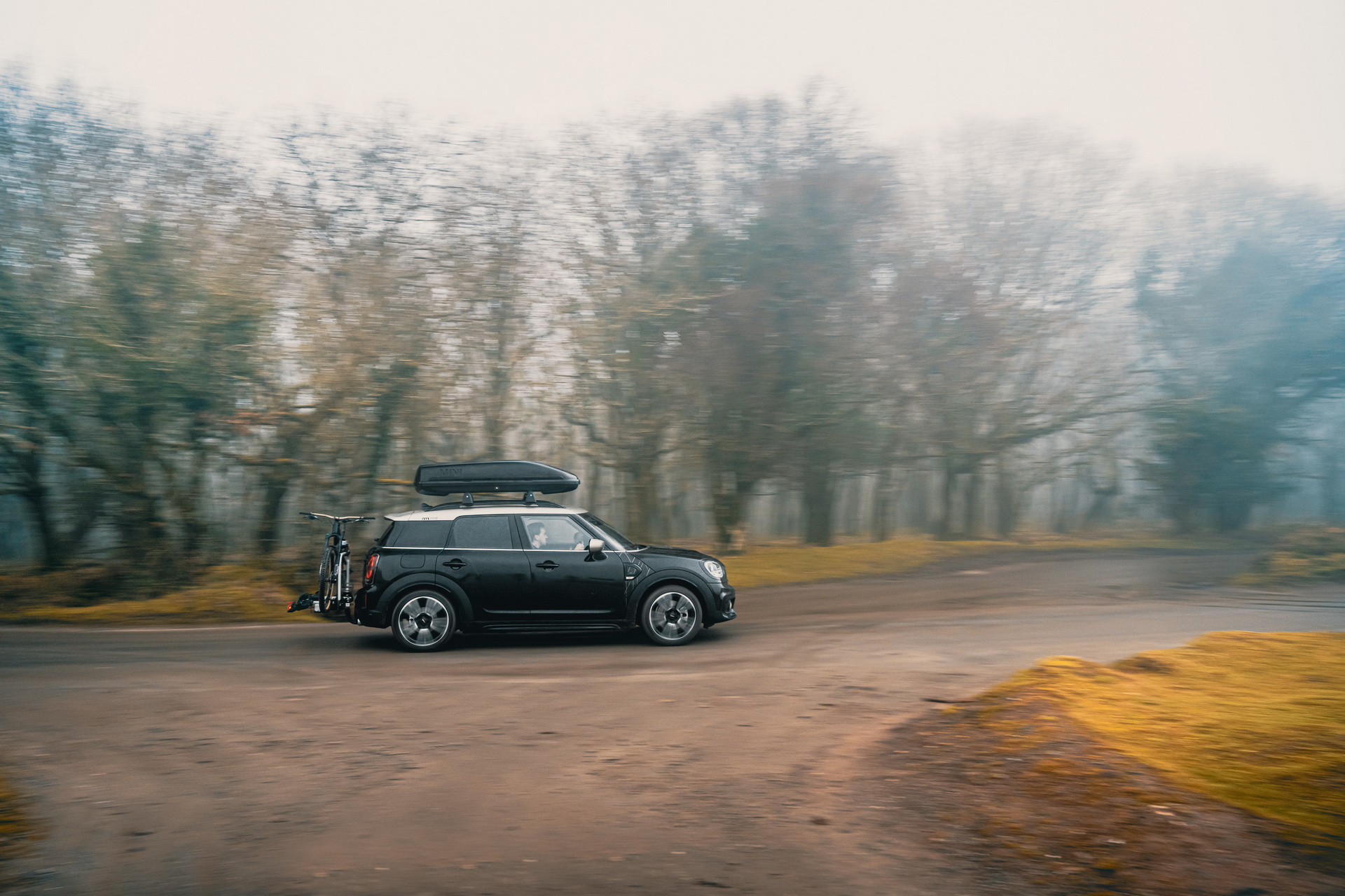 Download 2021 Mini Countryman Cooper S Shadow Edition - Side HD Wallpaper 1920x1280 #13