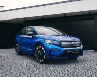 2021 Skoda Enyaq Sportline iV 80x - Front Three-Quarter Wallpaper 190x150