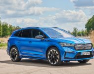2021 Skoda Enyaq Sportline iV 80x - Front Three-Quarter Wallpaper 190x150
