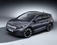 2021 Skoda Enyaq Sportline iV 80x - Front Three-Quarter Wallpaper 190x150