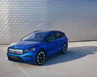 2021 Skoda Enyaq Sportline iV 80x - Front Three-Quarter Wallpaper 190x150