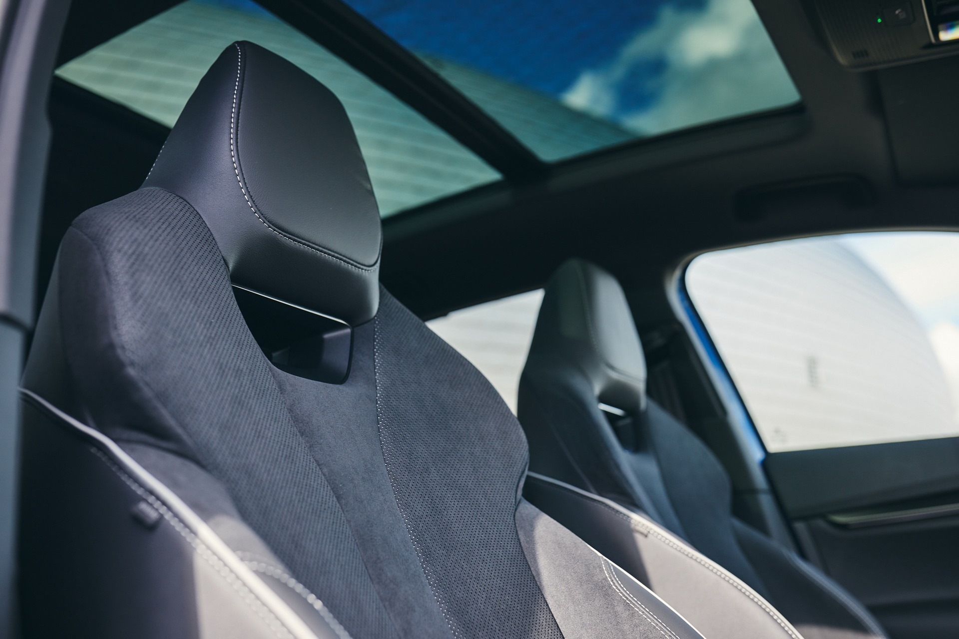 Download 2021 Skoda Enyaq Sportline iV 80x - Interior, Seats HD Wallpaper 1920x1280 #77