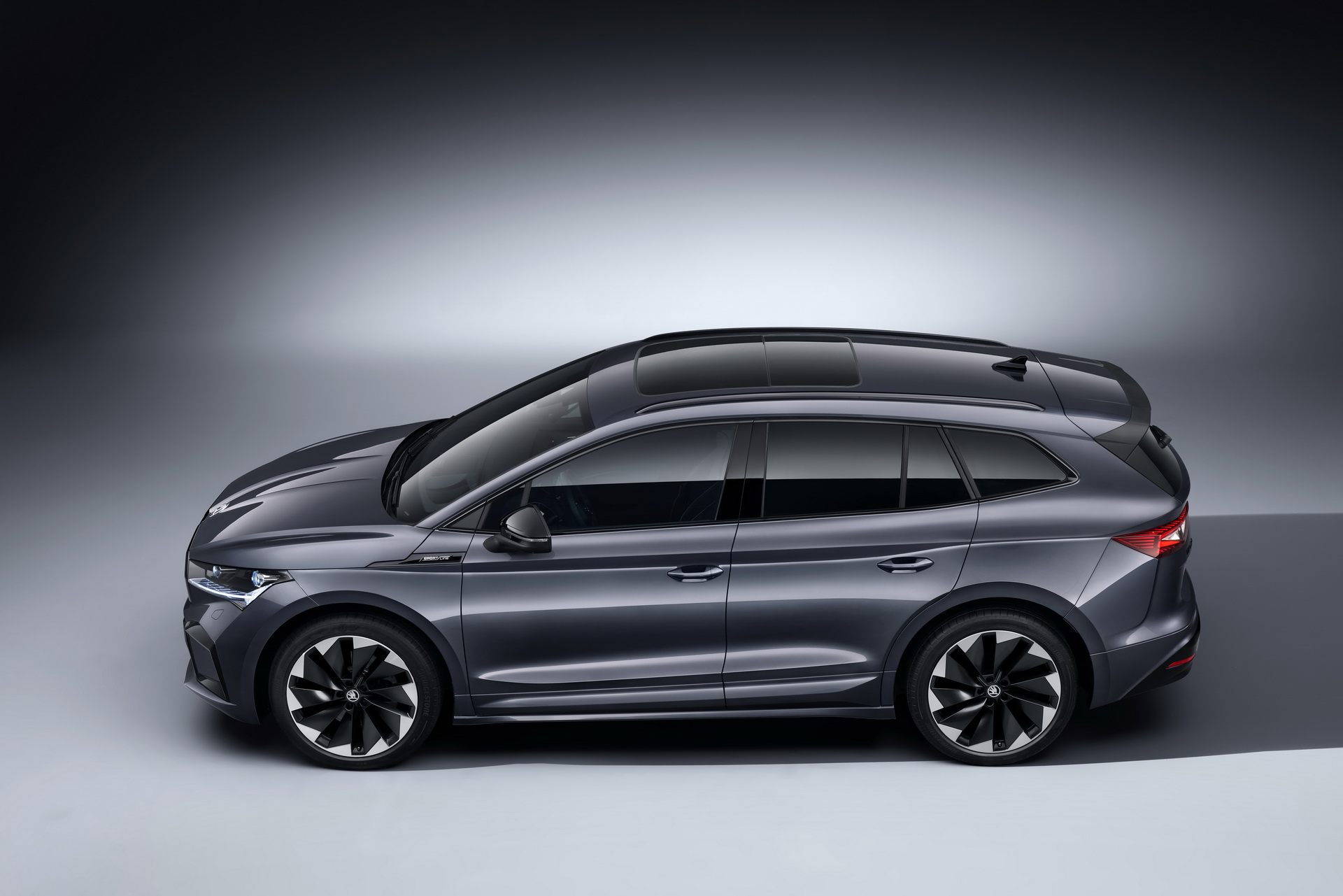 Download 2021 Skoda Enyaq Sportline iV 80x - Side HD Wallpaper 1920x1281 #84