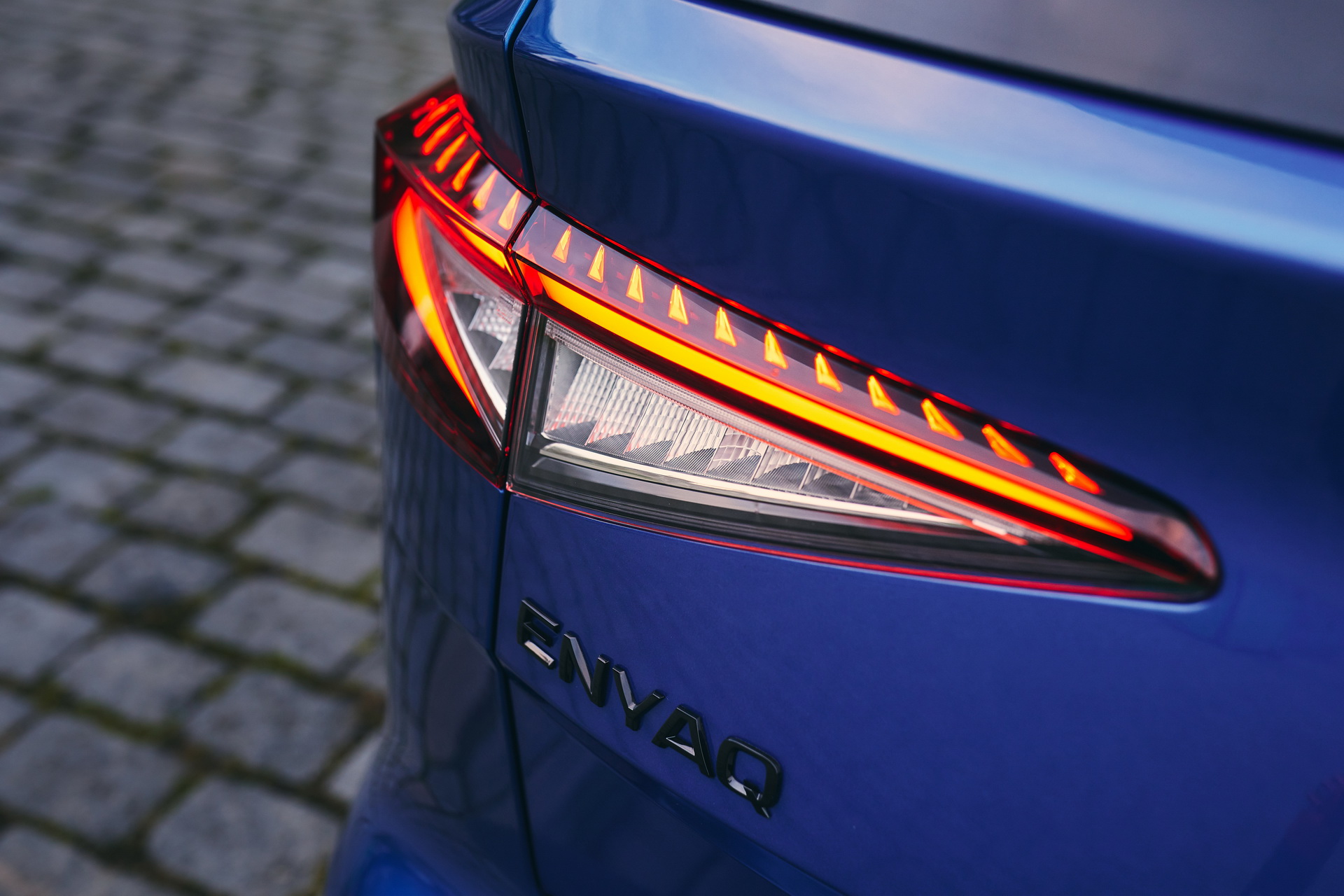 Download 2021 Skoda Enyaq Sportline iV 80x - Tail Light HD Wallpaper 1920x1280 #72