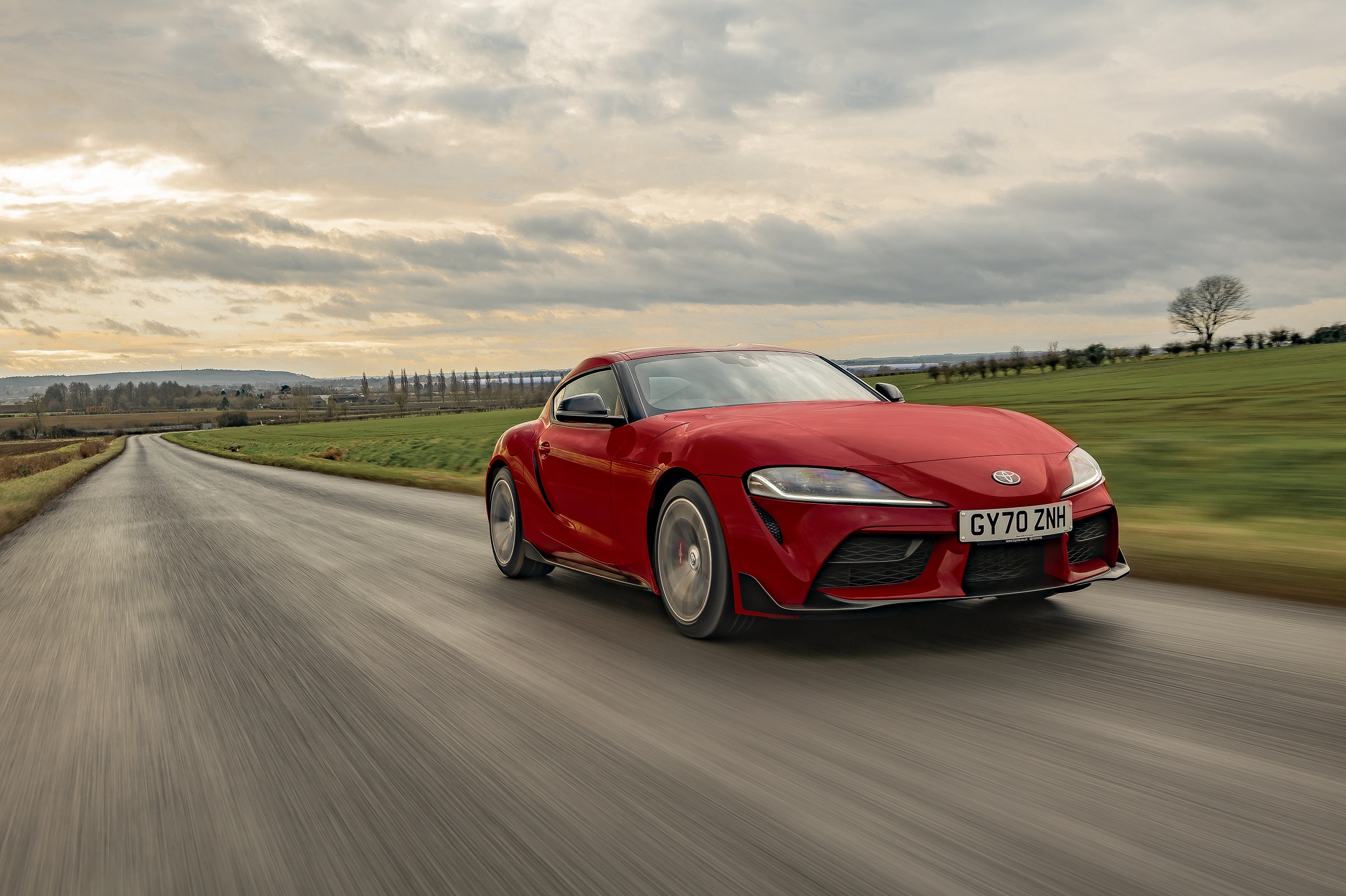 Download 2021 Toyota GR Supra 2.0 - Front Three-Quarter HD Wallpaper 2560x1704 #57