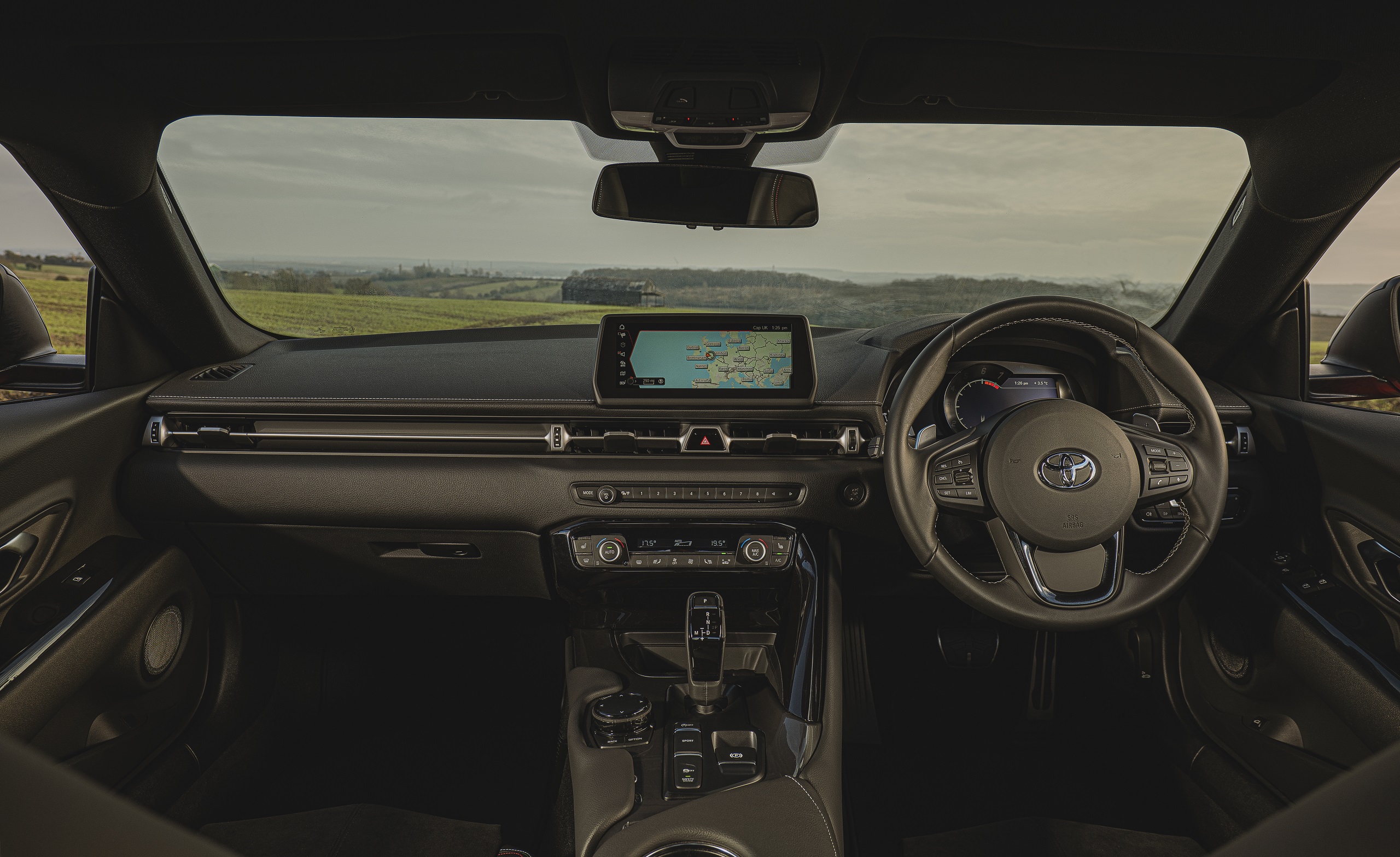 Download 2021 Toyota GR Supra 2.0 - Interior, Cockpit HD Wallpaper 2560x1567 #77
