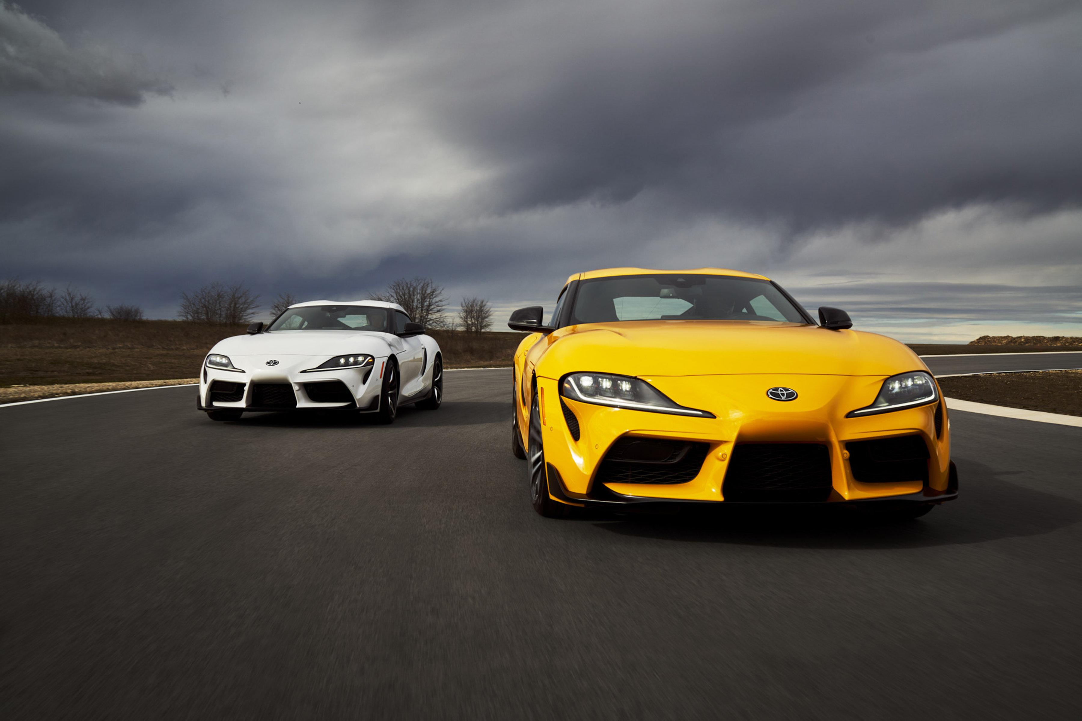 Download 2021 Toyota GR Supra 2.0 [US-spec] - Front HD Wallpaper 3600x2399 #15