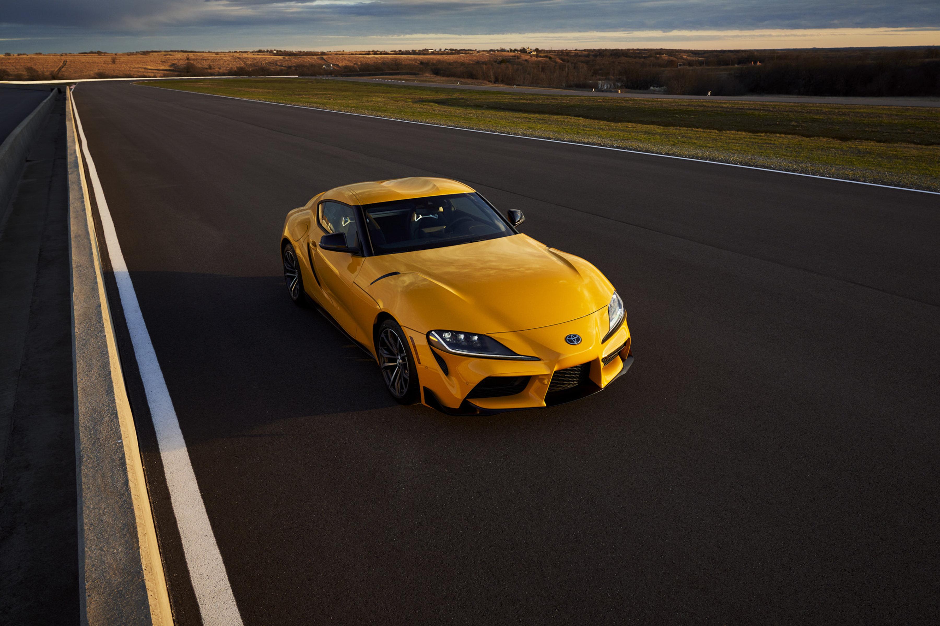 Download 2021 Toyota GR Supra 2.0 [US-spec] - Front HD Wallpaper 3600x2399 #2