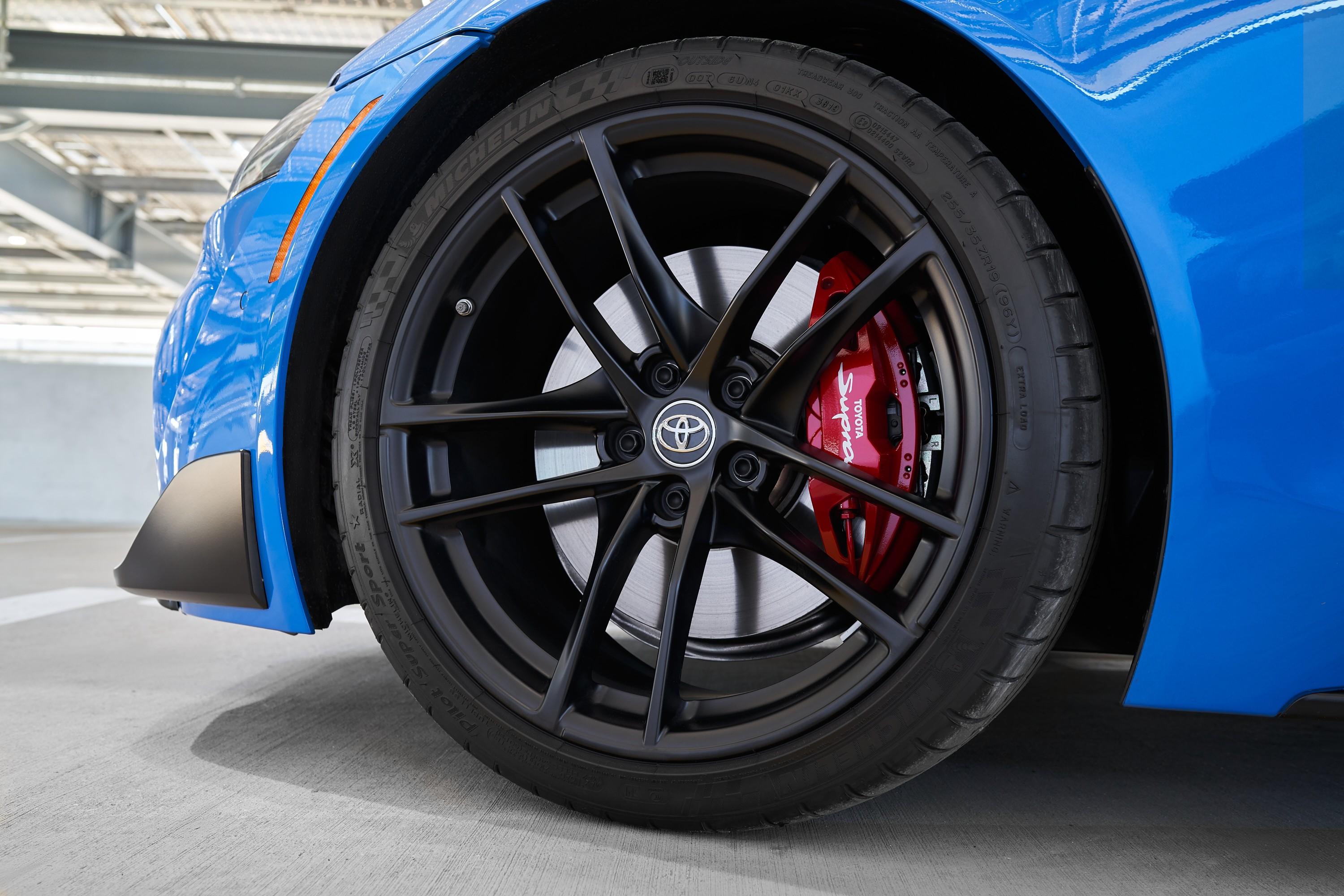 Download 2021 Toyota GR Supra 2.0 [US-spec] - Wheel HD Wallpaper 3000x2000 #48