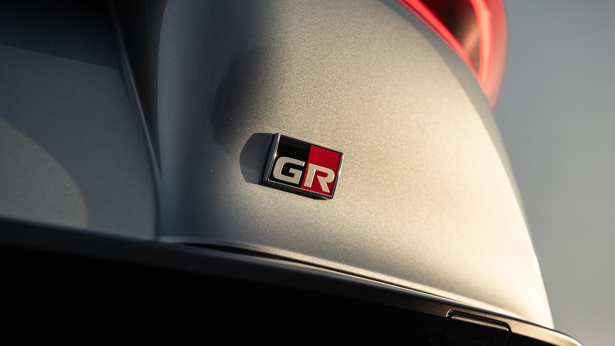 Download 2021 Toyota GR Supra 3.0 Premium - Badge HD Wallpaper 2048x1152 #13