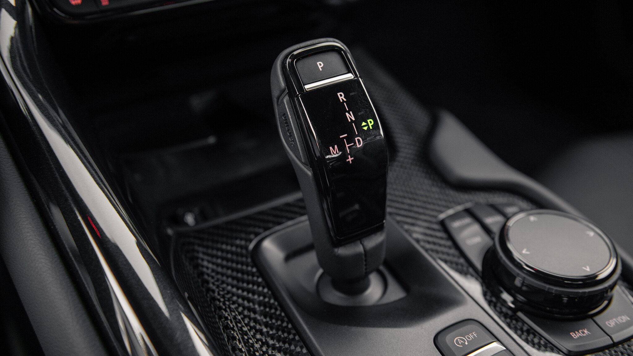 Download 2021 Toyota GR Supra 3.0 Premium - Central Console HD Wallpaper 2048x1152 #24