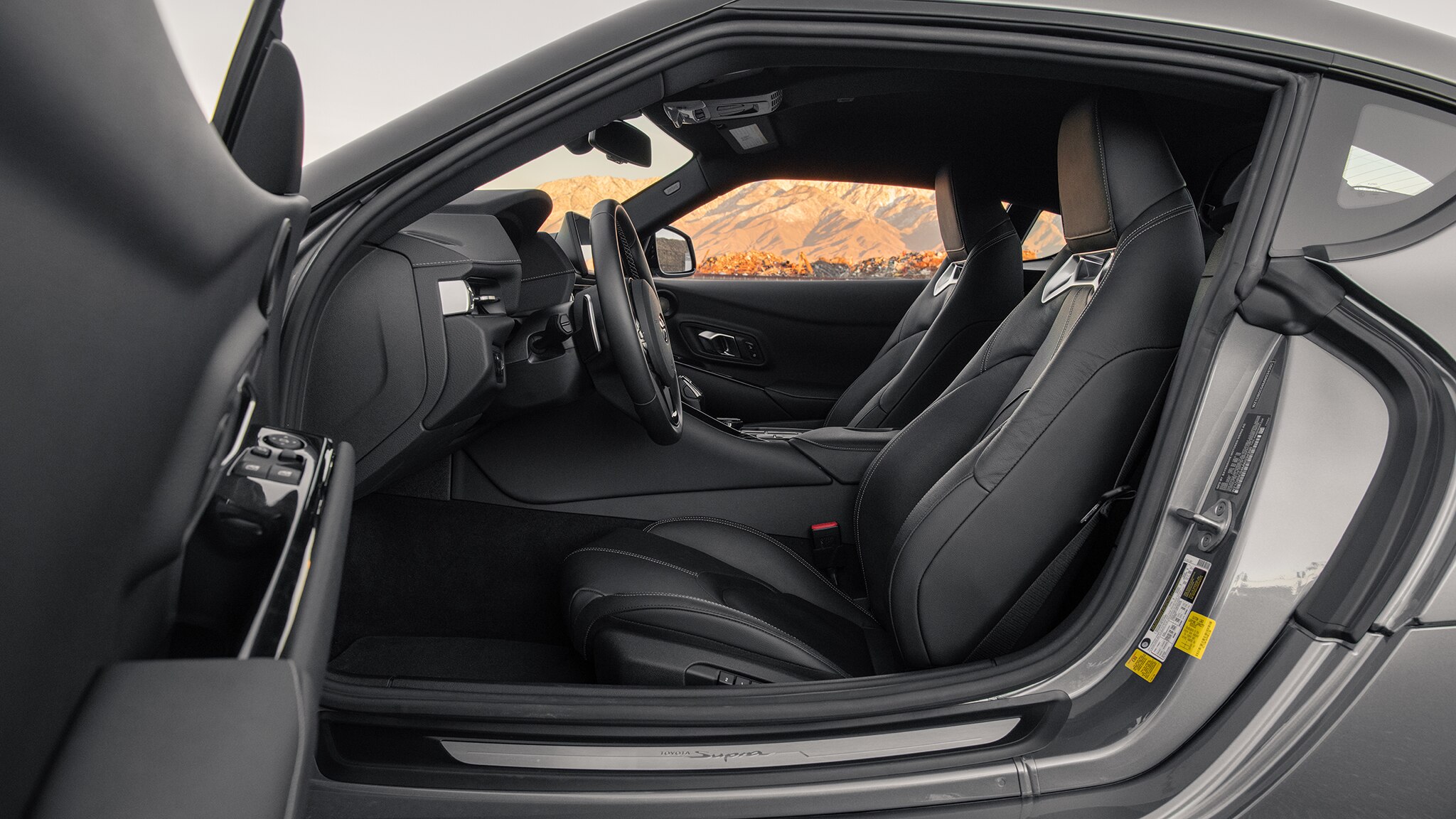 Download 2021 Toyota GR Supra 3.0 Premium - Interior, Cockpit HD Wallpaper 2048x1152 #30