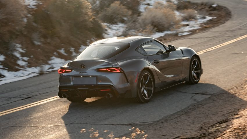 2021 Toyota GR Supra 3.0 Premium - Rear Three-Quarter Wallpaper 850x478 #2