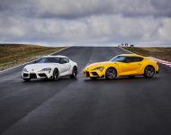 2021 Toyota GR Supra 3.0 Premium [US-spec] - Front Three-Quarter Wallpaper 190x150