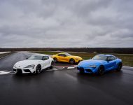 2021 Toyota GR Supra 3.0 Premium [US-spec] - Front Three-Quarter Wallpaper 190x150