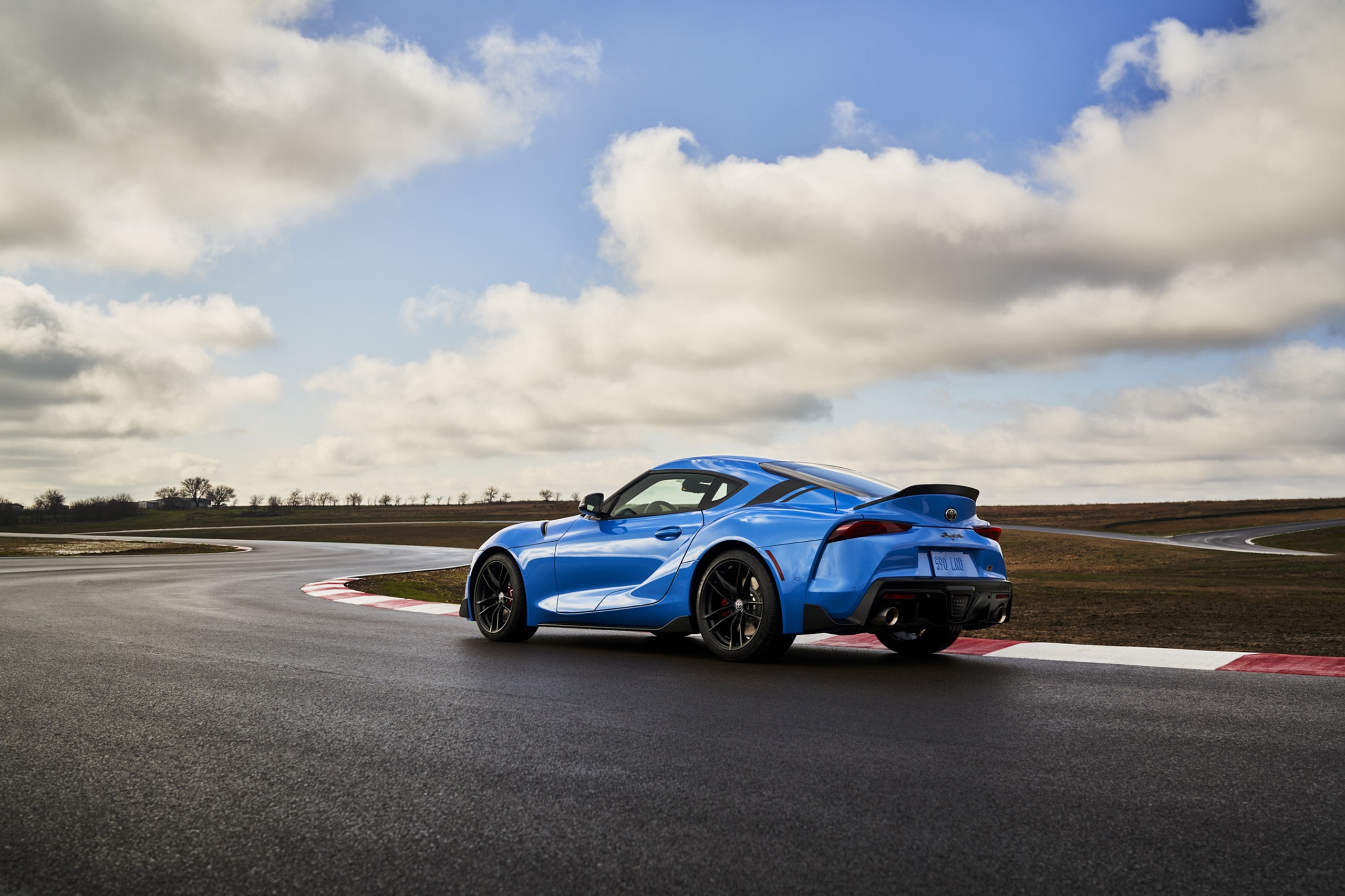 Download 2021 Toyota GR Supra A91 Edition - Rear Three-Quarter HD Wallpaper 2560x1705 #15