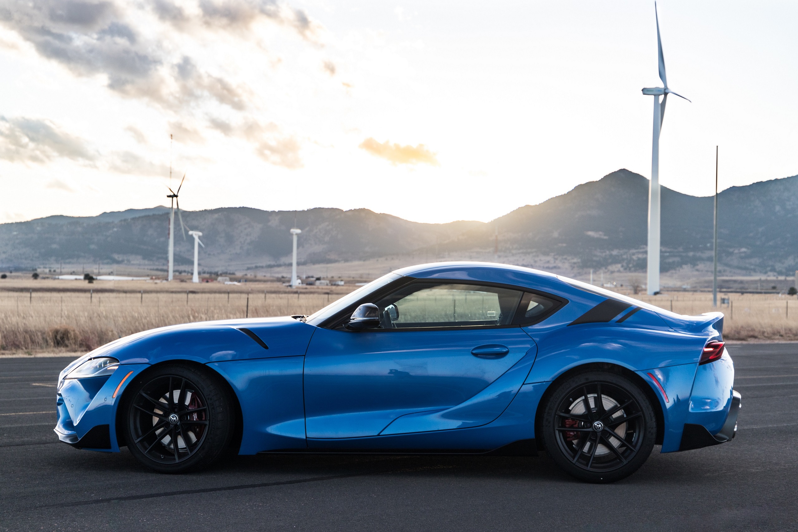 Download 2021 Toyota GR Supra A91 Edition - Side HD Wallpaper 2560x1706 #13