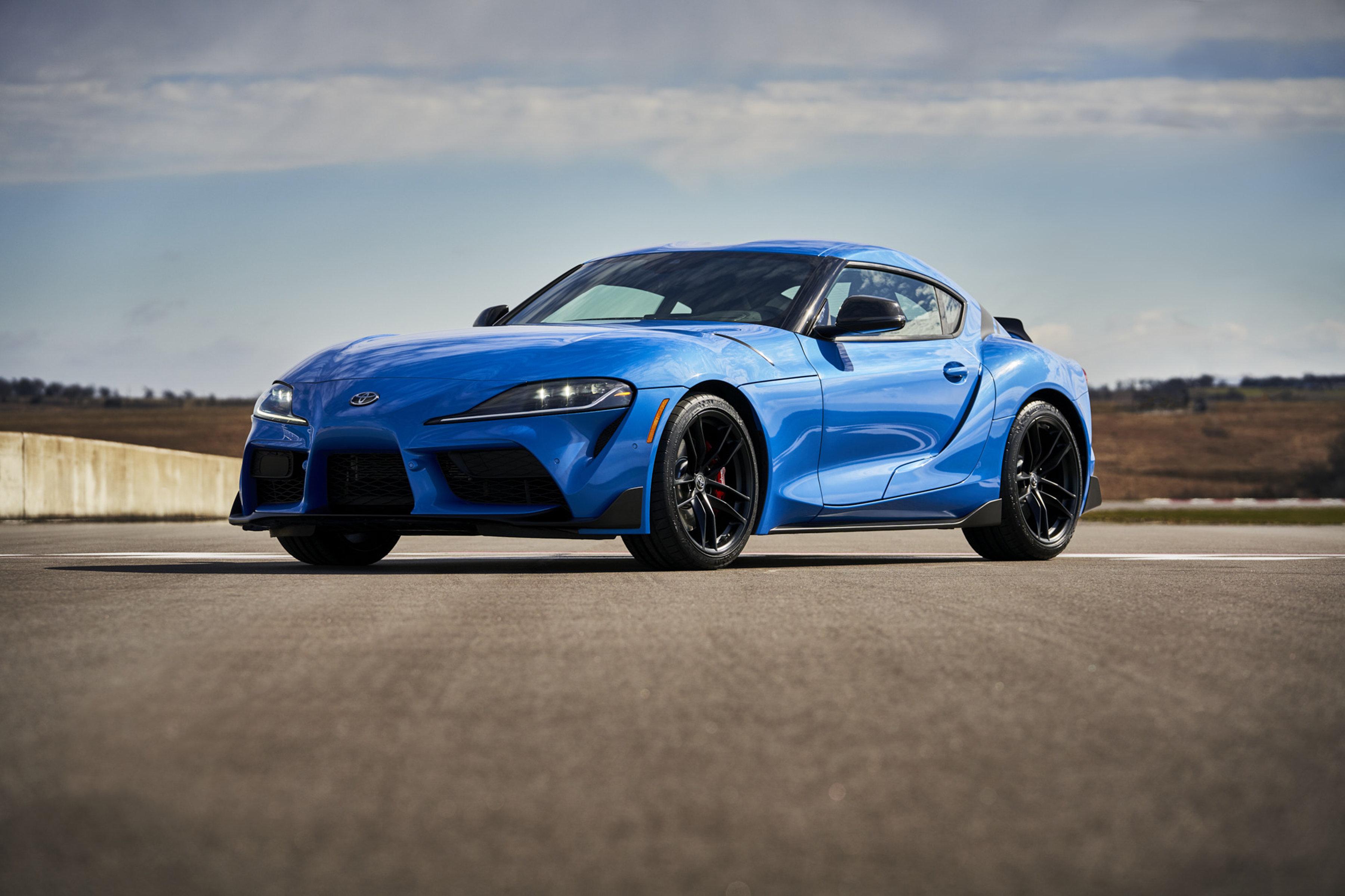 Download 2021 Toyota GR Supra A91 Edition [US-spec] - Front Three-Quarter HD Wallpaper 3600x2399 #34