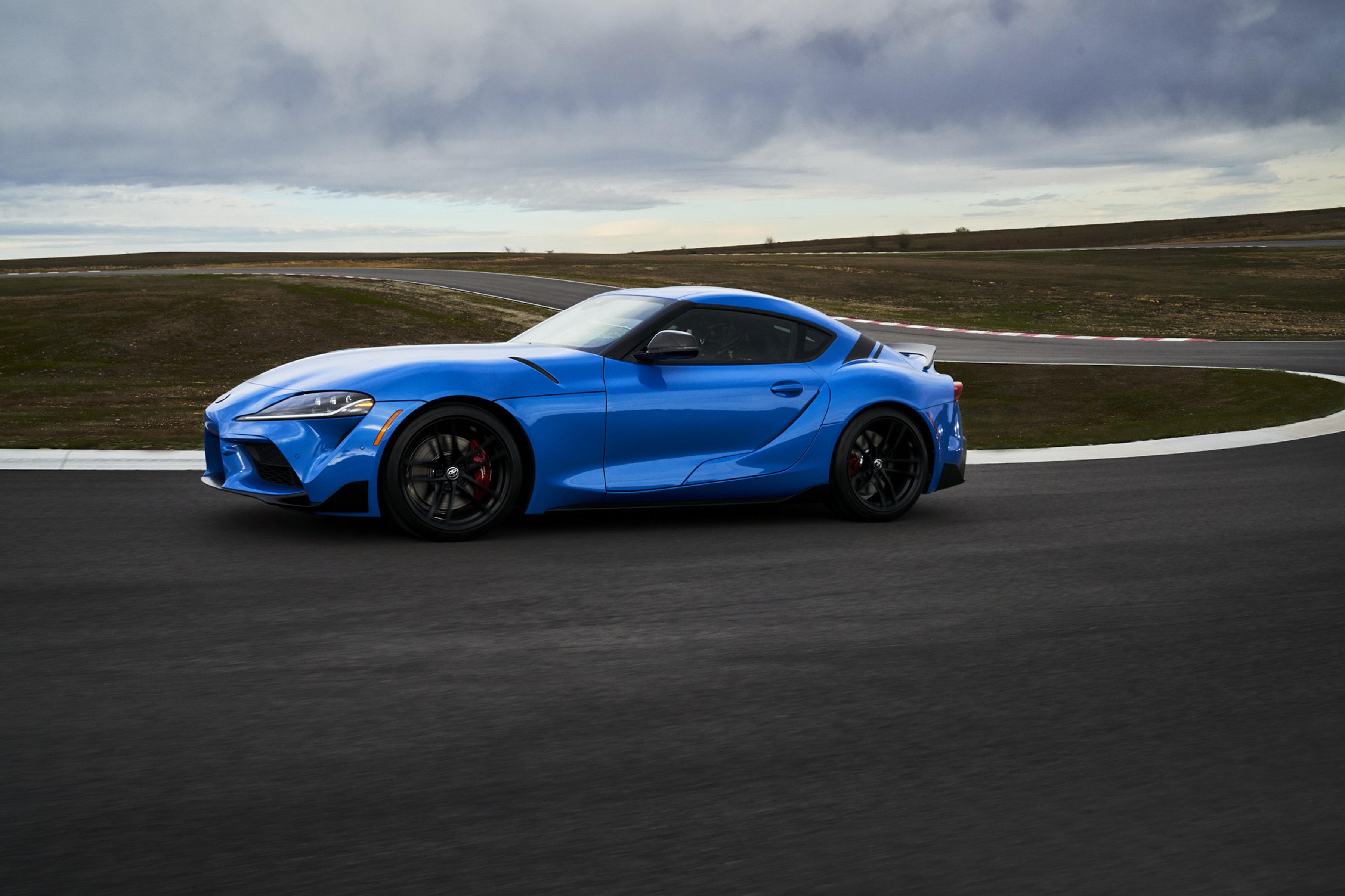 Download 2021 Toyota GR Supra A91 Edition [US-spec] - Front Three-Quarter HD Wallpaper 3600x2399 #37