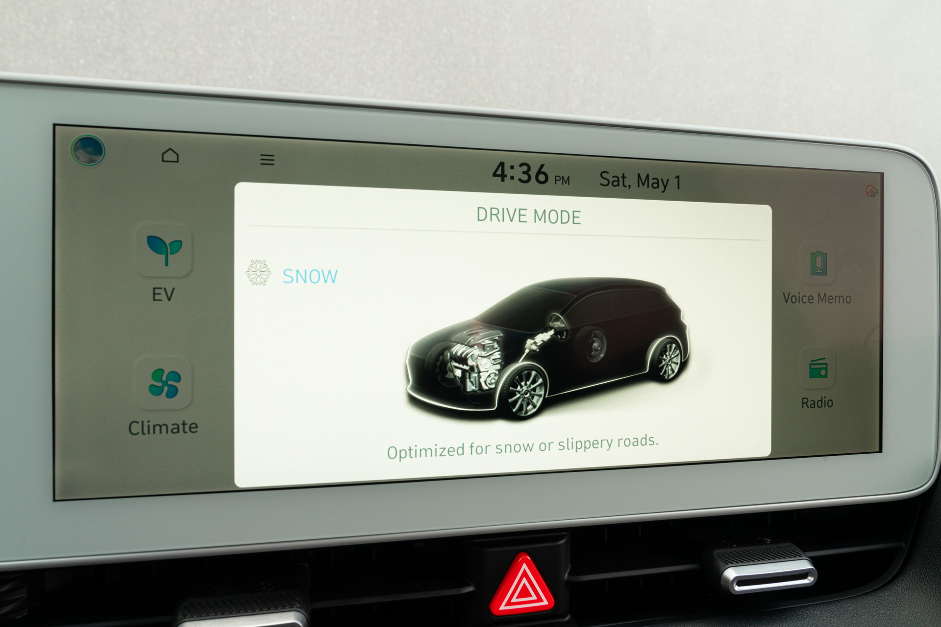 Download 2022 Hyundai Ioniq 5 - Central Console HD Wallpaper 1920x1281 #216