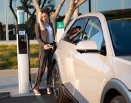 2022 Hyundai Ioniq 5 - Charging Wallpaper 190x150