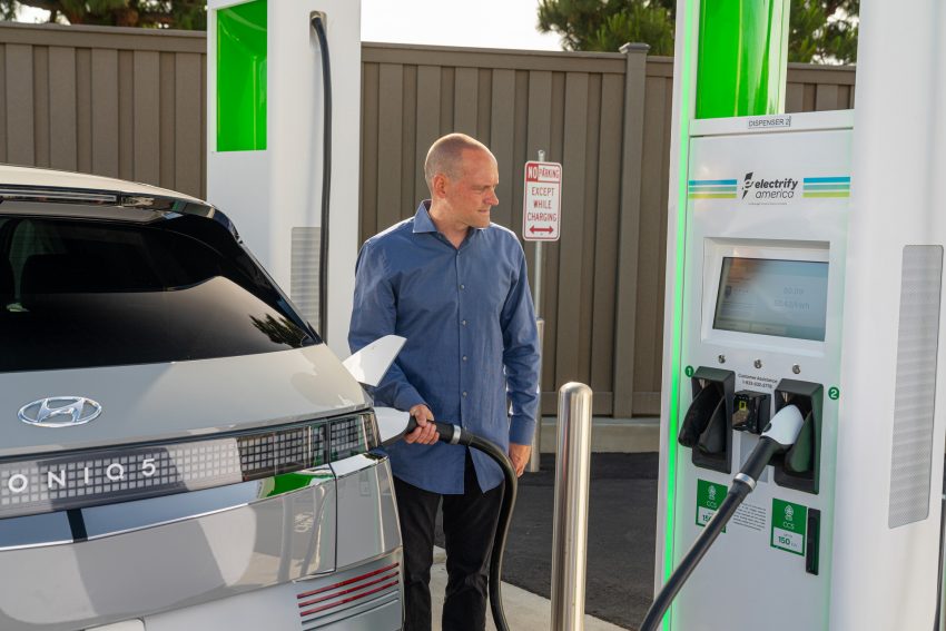 2022 Hyundai Ioniq 5 - Charging HD Wallpapers 850x567 #143 2022 Hyundai Ioniq 5 - Charging Wallpaper 850x567 #143