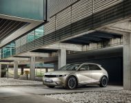 2022 Hyundai Ioniq 5 - Front Three-Quarter Wallpaper 190x150