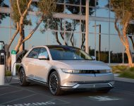 2022 Hyundai Ioniq 5 - Front Three-Quarter Wallpaper 190x150